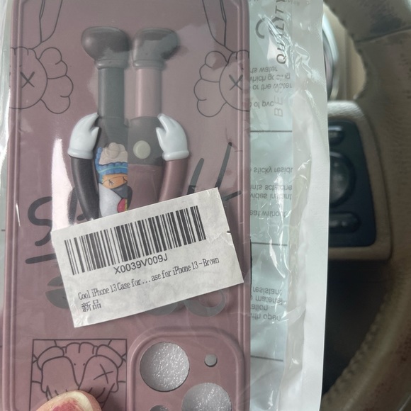 iPhone 13 case - Picture 2 of 3